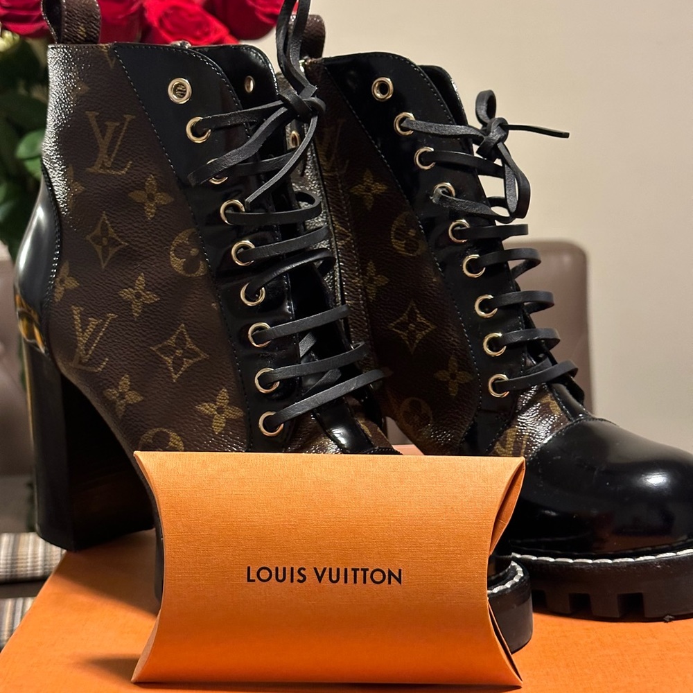 Star Trail Ankle Boots
